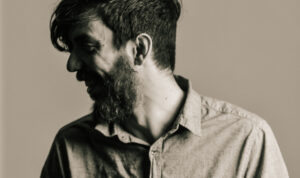 kyn Kaveh Akbar divedapper